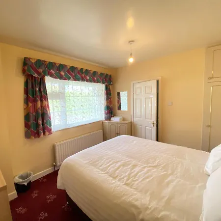 Nirvana Guest house *